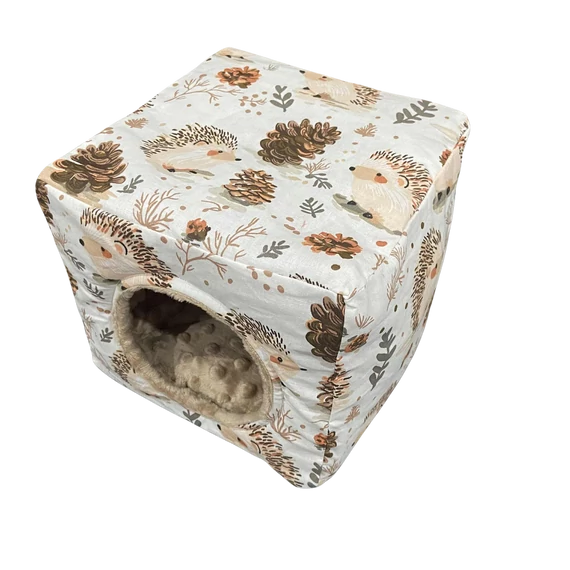 Kockaház kisállatok számára -  süni tobozokkal